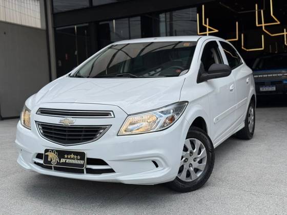 CHEVROLET ONIX 1.0 MPFI LT 8V FLEX 4P MANUAL CHEVROLET ONIX 1.0 MPFI LT 8V FLEX 4P MANUAL
